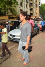 Tiger Shroff snapped in Mumbai on 26th May 2016